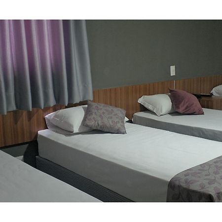 Bombonato Hotel - Facil Acesso Ao Aeroporto E Parque De Exposicoes Abcz Uberaba Kültér fotó