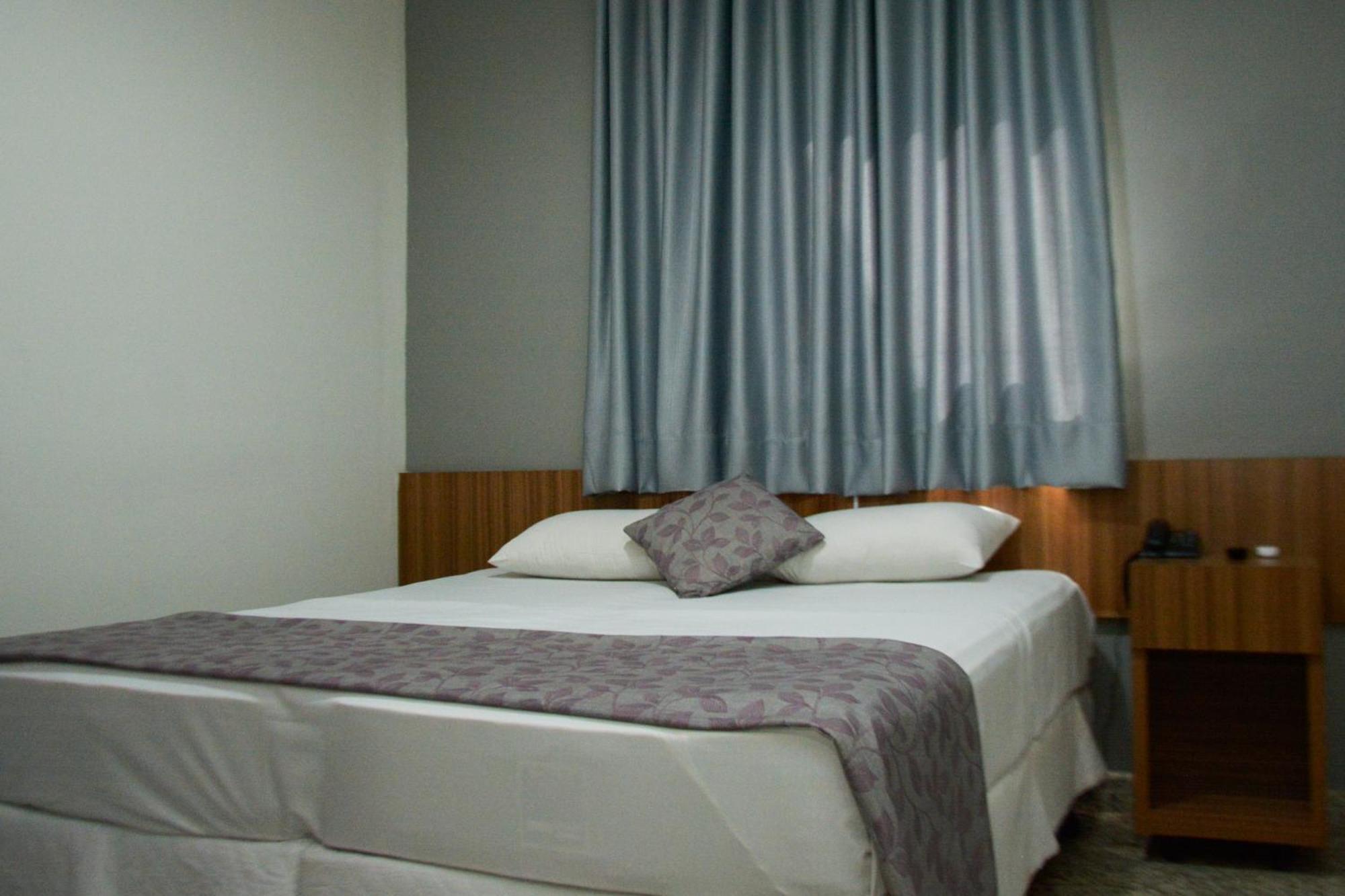 Bombonato Hotel - Facil Acesso Ao Aeroporto E Parque De Exposicoes Abcz Uberaba Kültér fotó