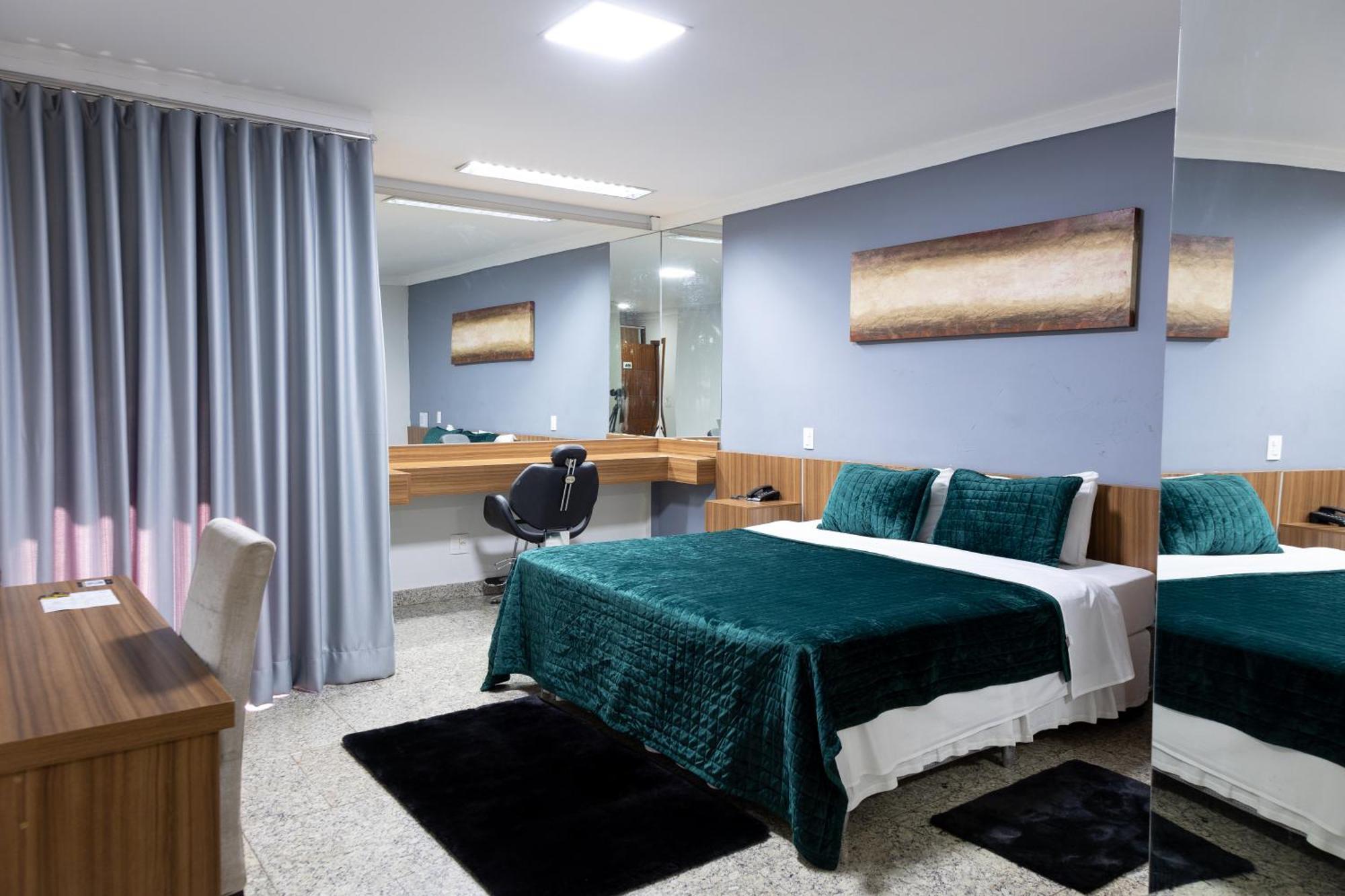 Bombonato Hotel - Facil Acesso Ao Aeroporto E Parque De Exposicoes Abcz Uberaba Kültér fotó